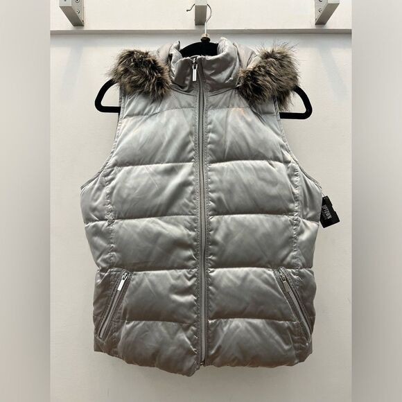 Land’s End Puffer Vest - Picture 1 of 7